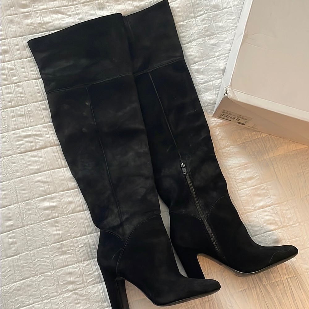 Aldo MAROCO-91 size8 Black Over the Knee Boots Sleek Design